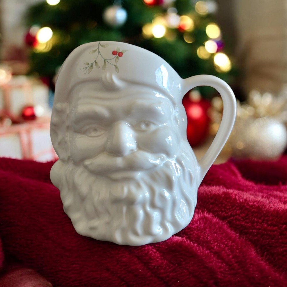 Pfaltzgraff Winterberry White Toby Santa Mug Giant 6.5" Pitcher Vase Stoneware